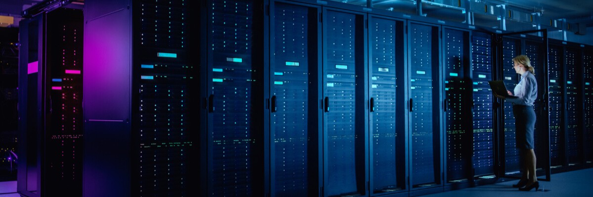 A Guide to HPE Edgeline Servers Server room