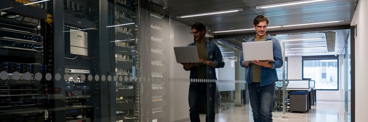 Global Data Center Operator Gains a Trusted Partner for Managed Infrastructure Services and End-User Support View of data center server room