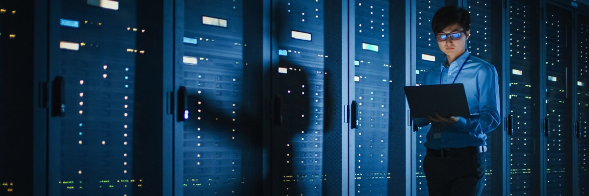 Improve data center availability, performance and efficiency. Cloud information architecture rep walking through modern data center