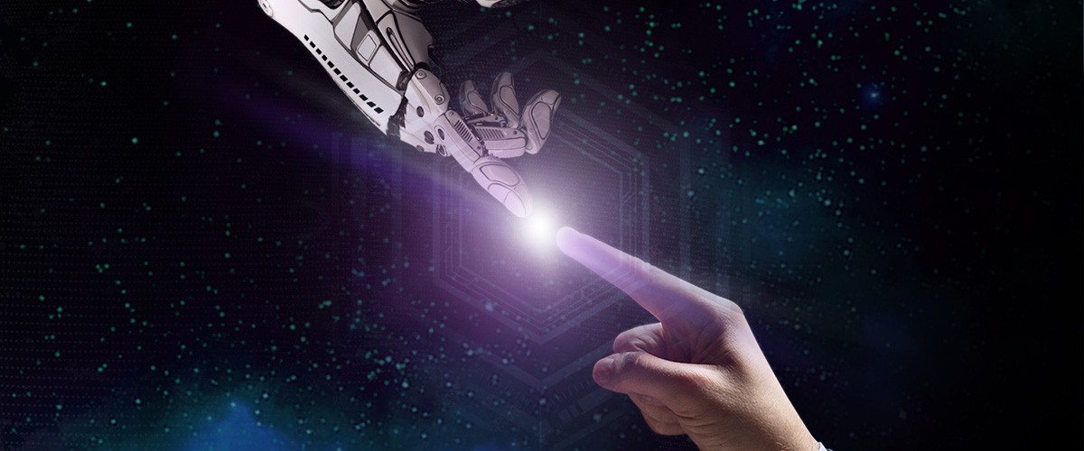 The human factor best practices for responsible AI Human and robot hand