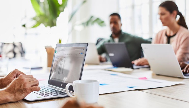 Dive into the worker experience, productivity, and ChromeOS suitability in diverse settings. User working on ChromeOS device