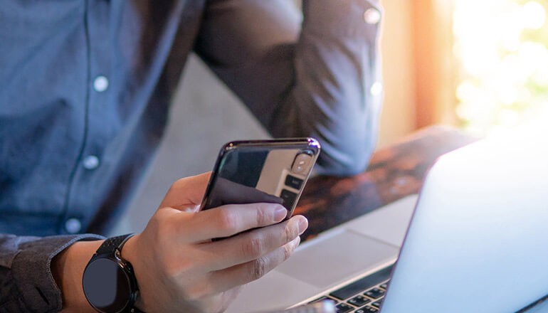 Insight Cloud + Data Center Transformation and Palo Alto Networks will help you adopt cloud security best practices that meet today’s evolving demands. Business professional using double authentication to log in to secure company network. Cloud security pest practices, Cloud experts, public cloud security, private cloud security, internet security, SaaS