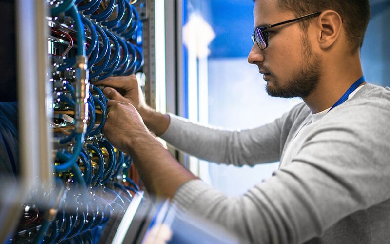 To give you peace of mind, all cables are tested to ensure performance and come with a lifetime guarantee warranty. Man fixing the cables