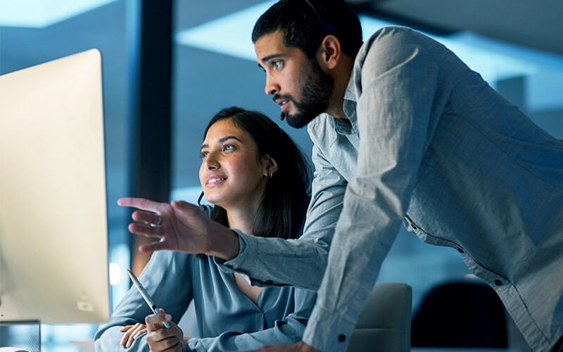 Complete data protection Two person working together