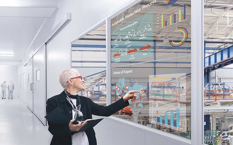 Captivate customers with transparent LG OLED displays. Customizable and expandable LG OLED