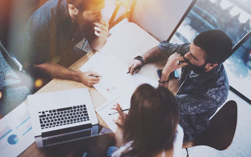 NetApp application-consistent backup Group working together