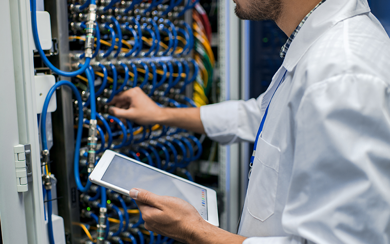 man-fixing-wires man-fixing-wires