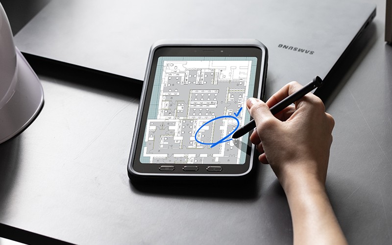 The Galaxy Tab Active5 is the ultimate tablet for durability Worker using Samsung Galaxy Tab