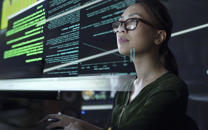 Navigate the complexities of your data environment with confidence Data engineer involved in business intelligence solutions