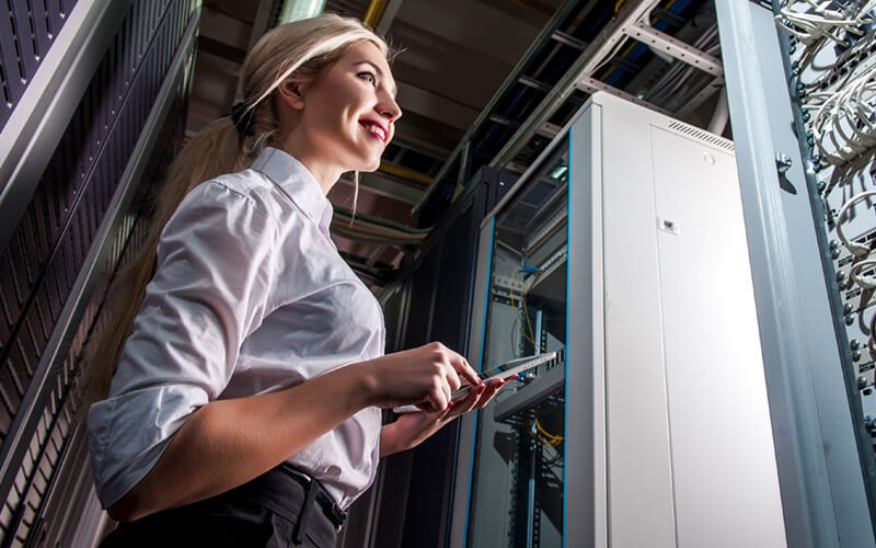 High-performance server, storage and networking solutions you need IT engineer in data center evaluating infrastructure